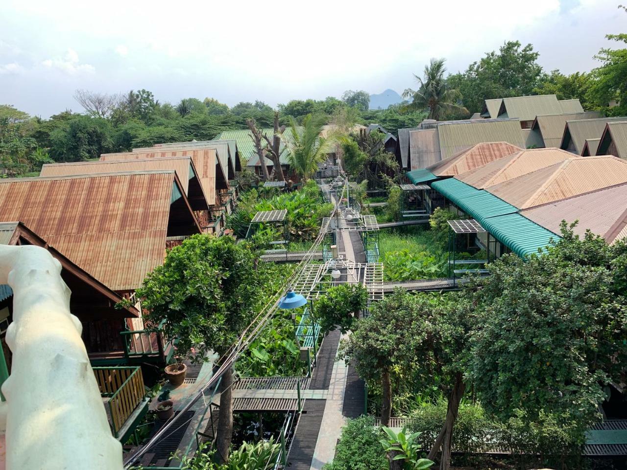 Hotel Sam'S House Kanchanaburi Extérieur photo